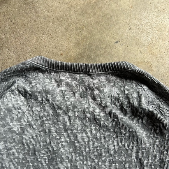 Grey Printed Lululemon Swiftly Tech Size 6 - Picture 4 of 5